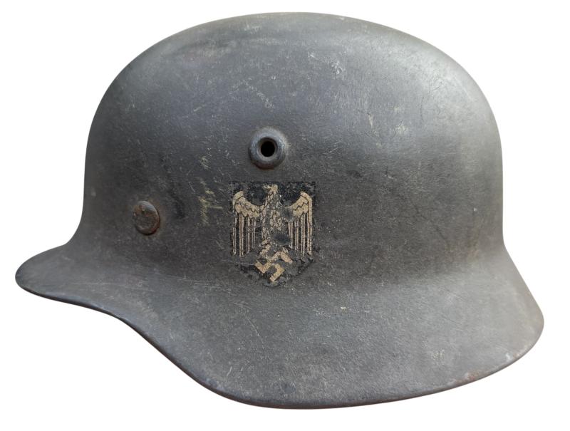 Wehrmacht M40 SD Shrapnel damage Helmet (KIA)