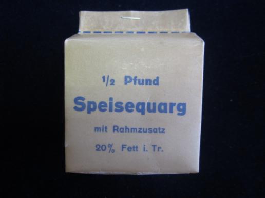 German Farmer's Cheese (Quarq) carton Perga-Packung (2)