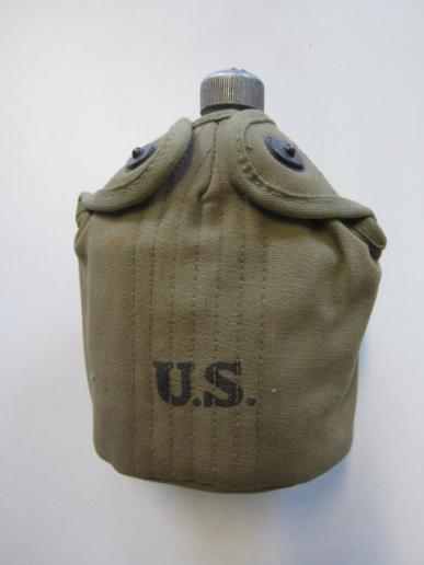 US WW2 Canteen and Cup in Pouch