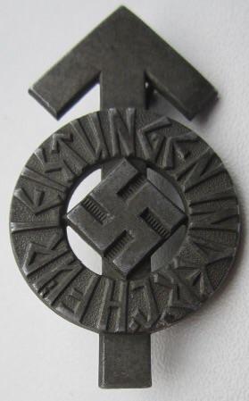 Hitler-Jugend Badge