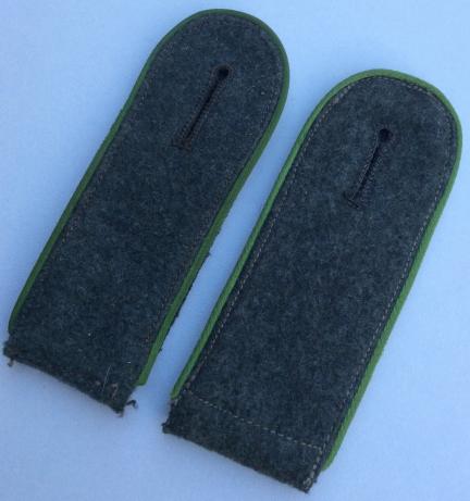 Wehrmacht GebirgsJager Shoulder Boards