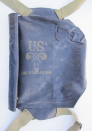 US WW2 Invasion Type Rubber Gasmask Bag