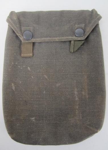 Wehrmacht Gascape Pouch