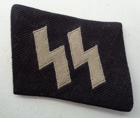 WaffenSS Bevo type Runic Collar Tab