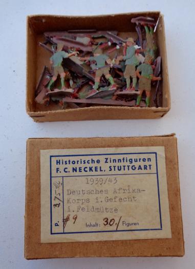 WW2 German carton box with Tin Soldiers