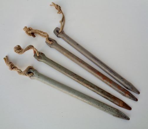 4 Wehrmacht metal Tent Pegs