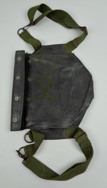 US WW2 Invasion Infantry/Airborne Gasmask Pouch