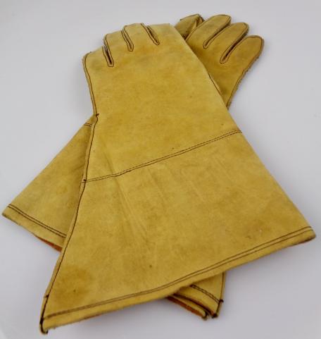 British WW2 Motorcycle Gloves