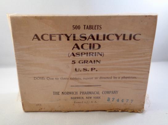 US WW2 Unit mecical supply box with 500 Aspirin