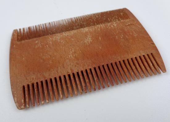 IMCS Militaria | Wehrmacht Wooden Lice Comb