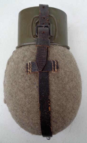 Wehrmacht M31 Canteen