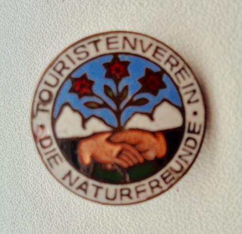 Civil Tourist Club Member Badge