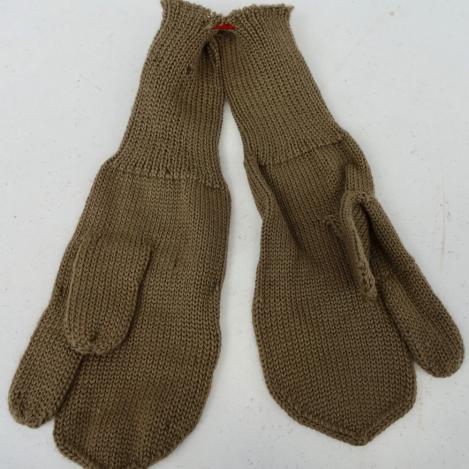 British Wool Winter Gloves with Trigger Finger