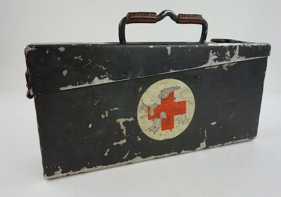 MG34/42 Ammo Case Medical used