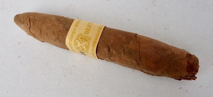 Wehrmacht Cigar with paper label