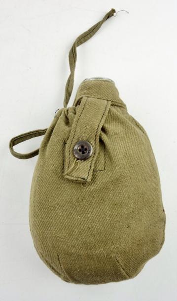 Soviet WW2 aluminium Canteen in Cover