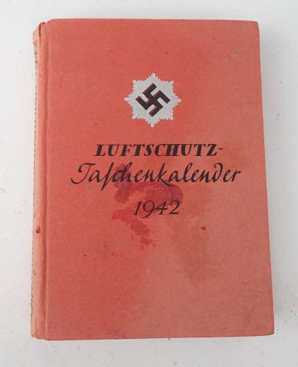 Luftschutz Pocket Book/Calendar