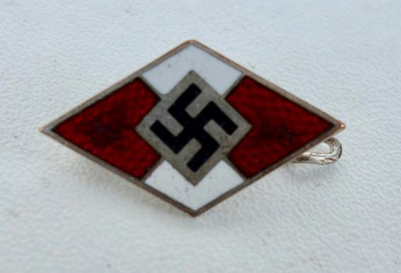 Hitler-Jugend Badge