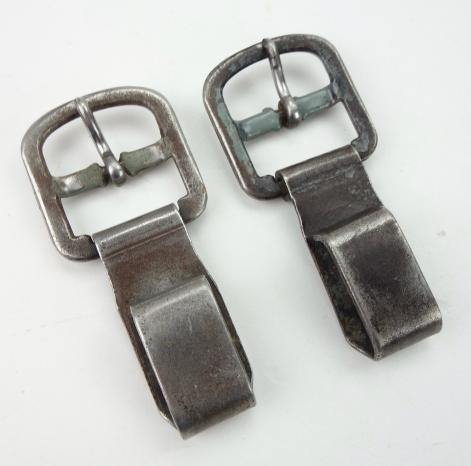 Wehrmacht metal Y Strap (Ammo Pouch) Hooks