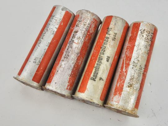 4 Wehrmacht empty Flare Shells (Red)