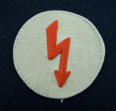 Hitler-Jugend Funker Blitz sleeve Insignia