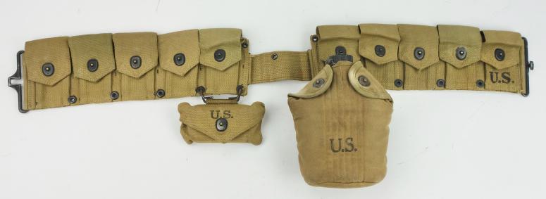 US WW2 Garand Belt with Canteen en First Aid Kit