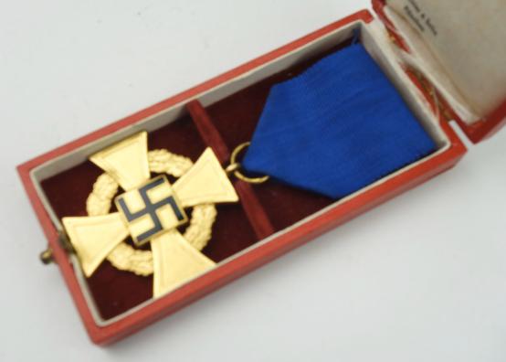 Third Reich 40 Years Loyal Service Medal in Case