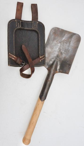 Wehrmacht Entrenching Tool (Schanzzeug) & Cover