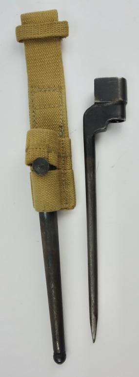 British WW2 Spike Bajonet with Webbing Frog