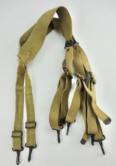 US WW2 M1945 SUSPENDERS OD7 GREEN