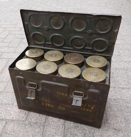 British WW2 steel 25 Ponder Shell Box with 8 Shells