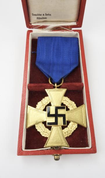 Third Reich 40 Years Loyal Service Medal in Case