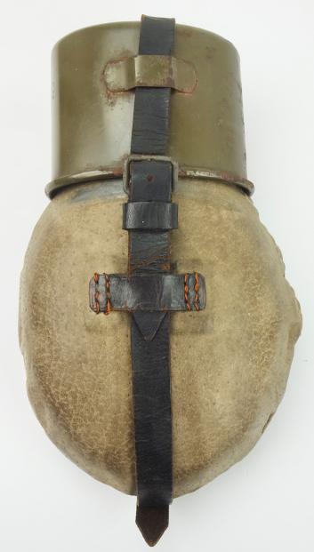 Wehrmacht M31 Canteen with costum made Cover