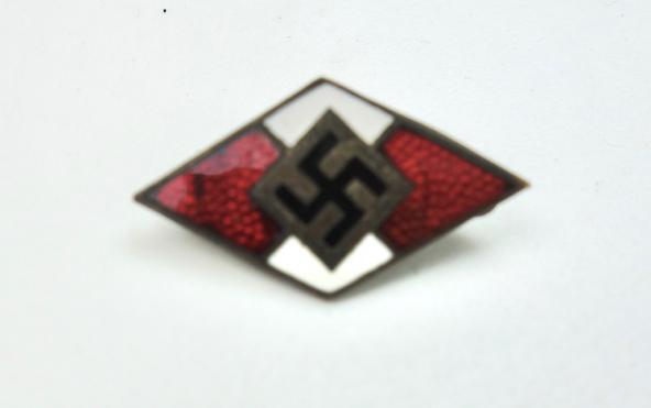 Hitler-Jugend Cap Badge