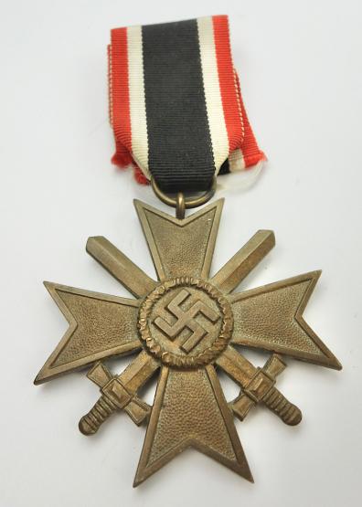 Kriegs Verdienste Kreutz (War Merrits Cross) 1939