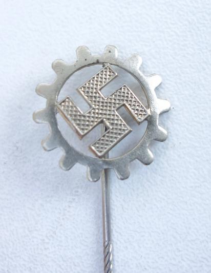 DAF Stickpin (Deutsche Arbeids Front)