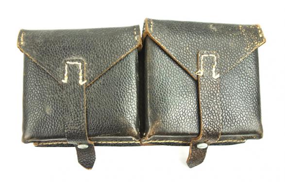 Wehrmacht pebbeld leather G43 Magazine Pouch