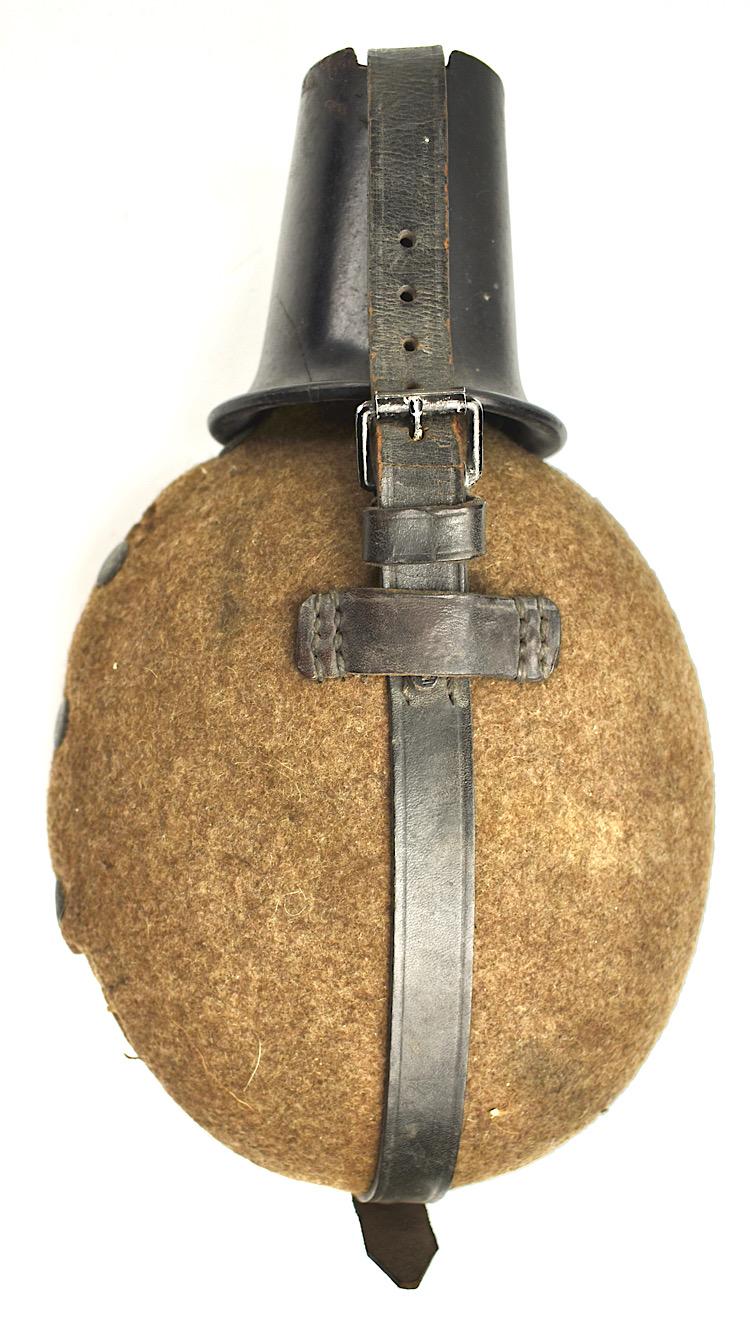 Wehrmacht M31 Canteen