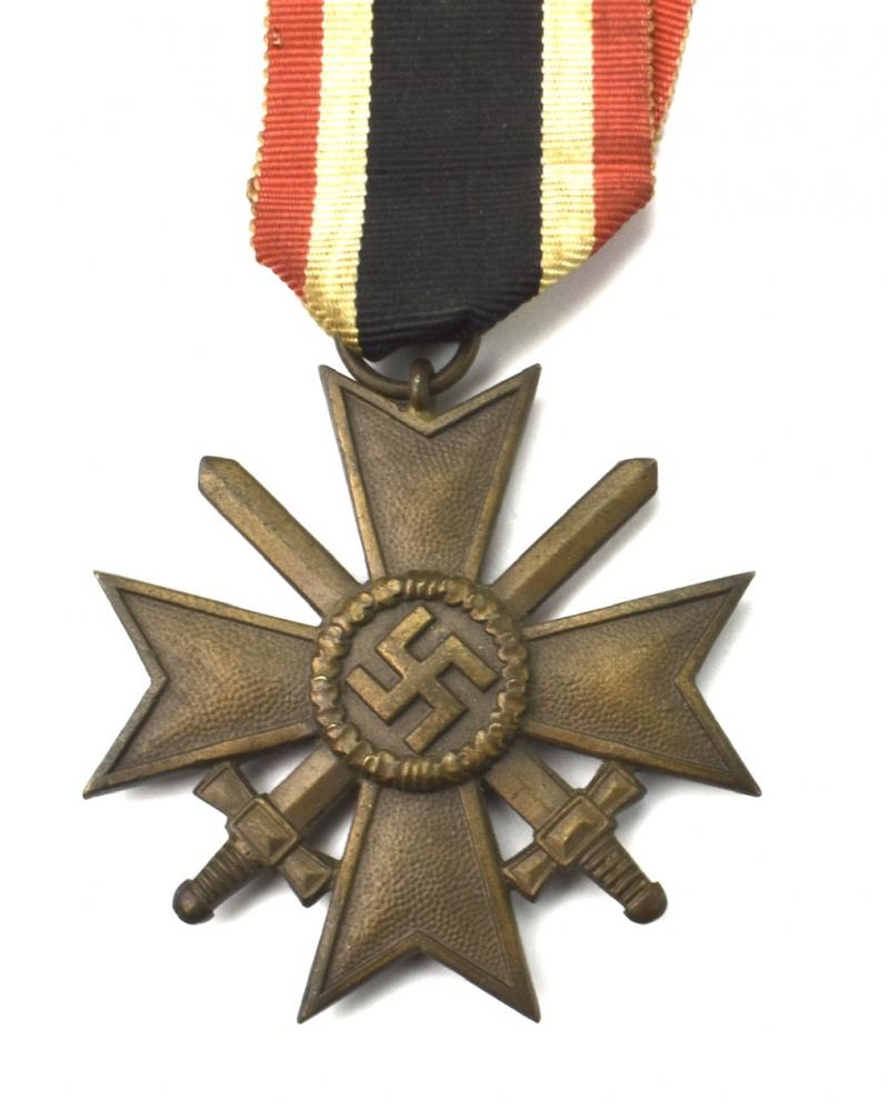 Kriegs Verdienste Kreutz (War Merrits Cross) 1939