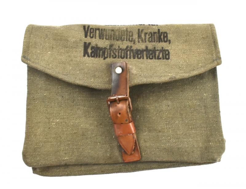 Wehrmacht Medical Pouch for Wounded Tags