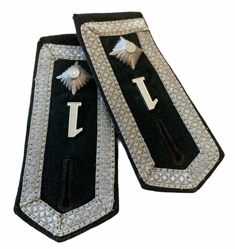 Wehrmacht 1th Infantry Division Shoulder Boards