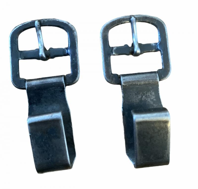 Wehrmacht metal Y Strap (Ammo Pouch) Hooks