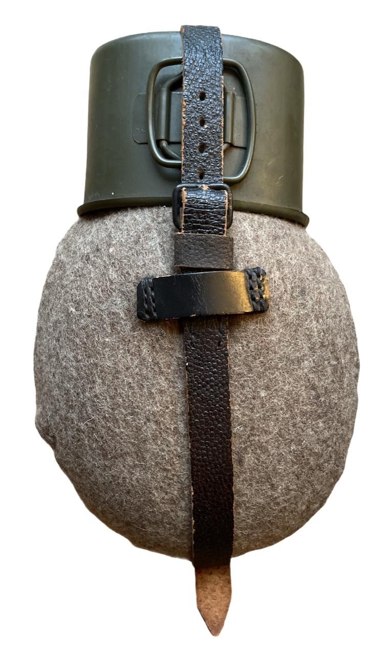 Wehrmacht M31 Canteen