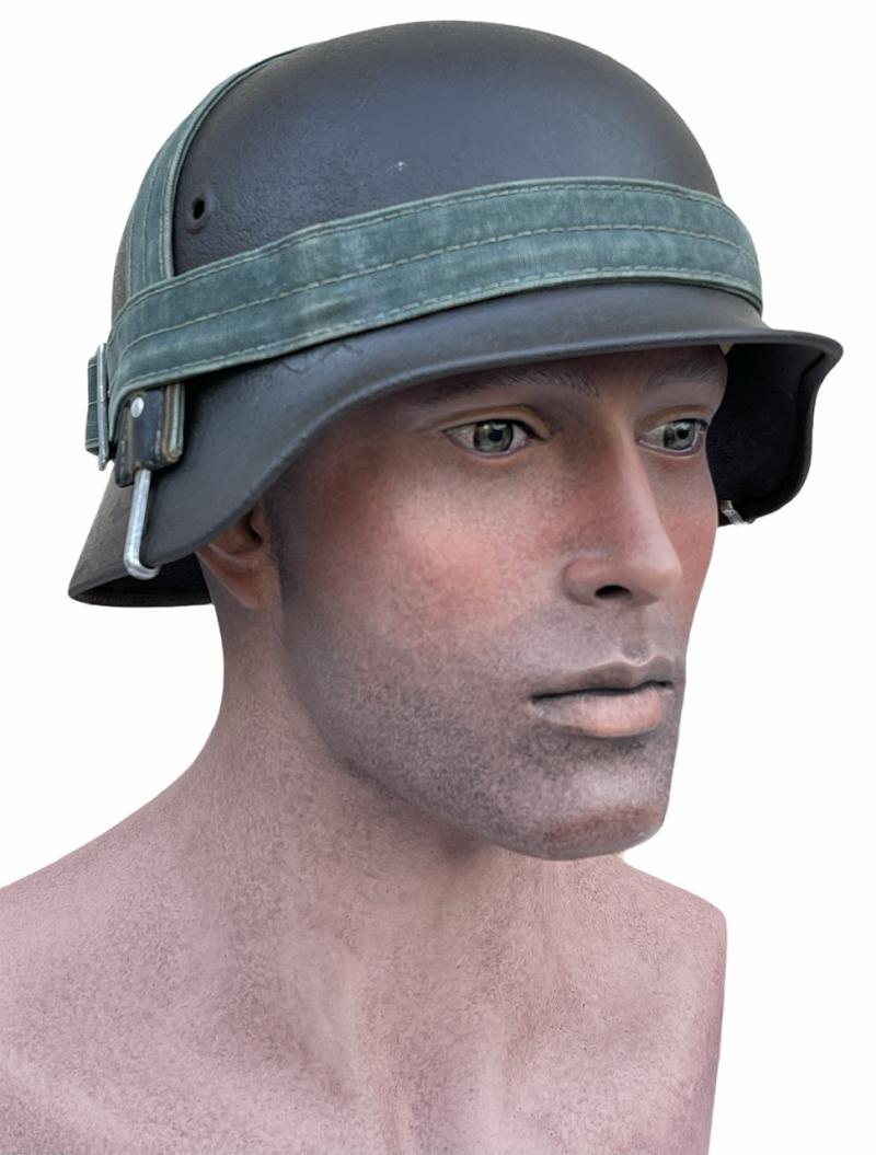 Wehrmacht M40 SD Helmet with Breadbag strap