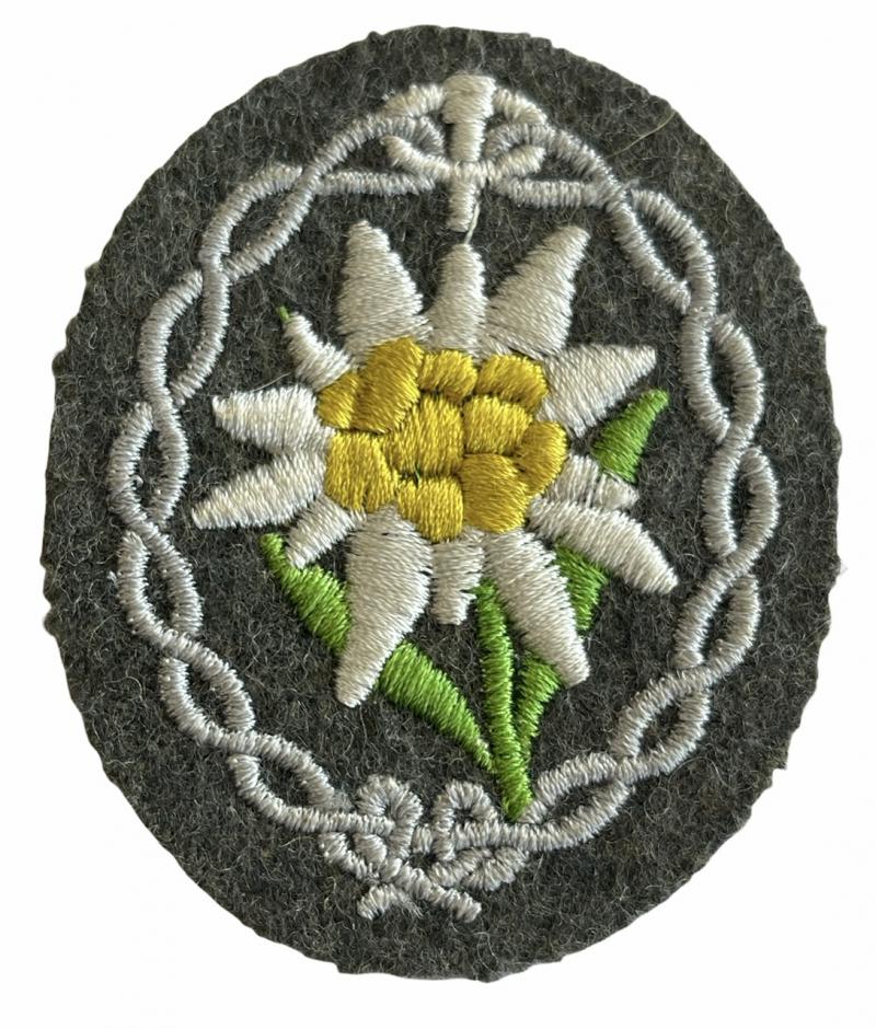 Wehrmacht Gebirgsjäger wool sleeve Edelweiss