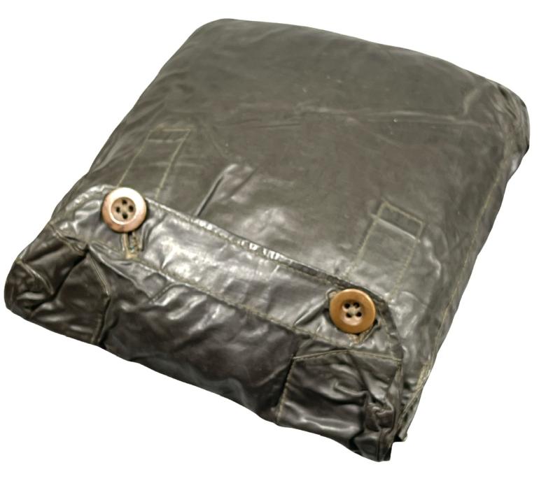 Wehrmacht Gascape Pouch