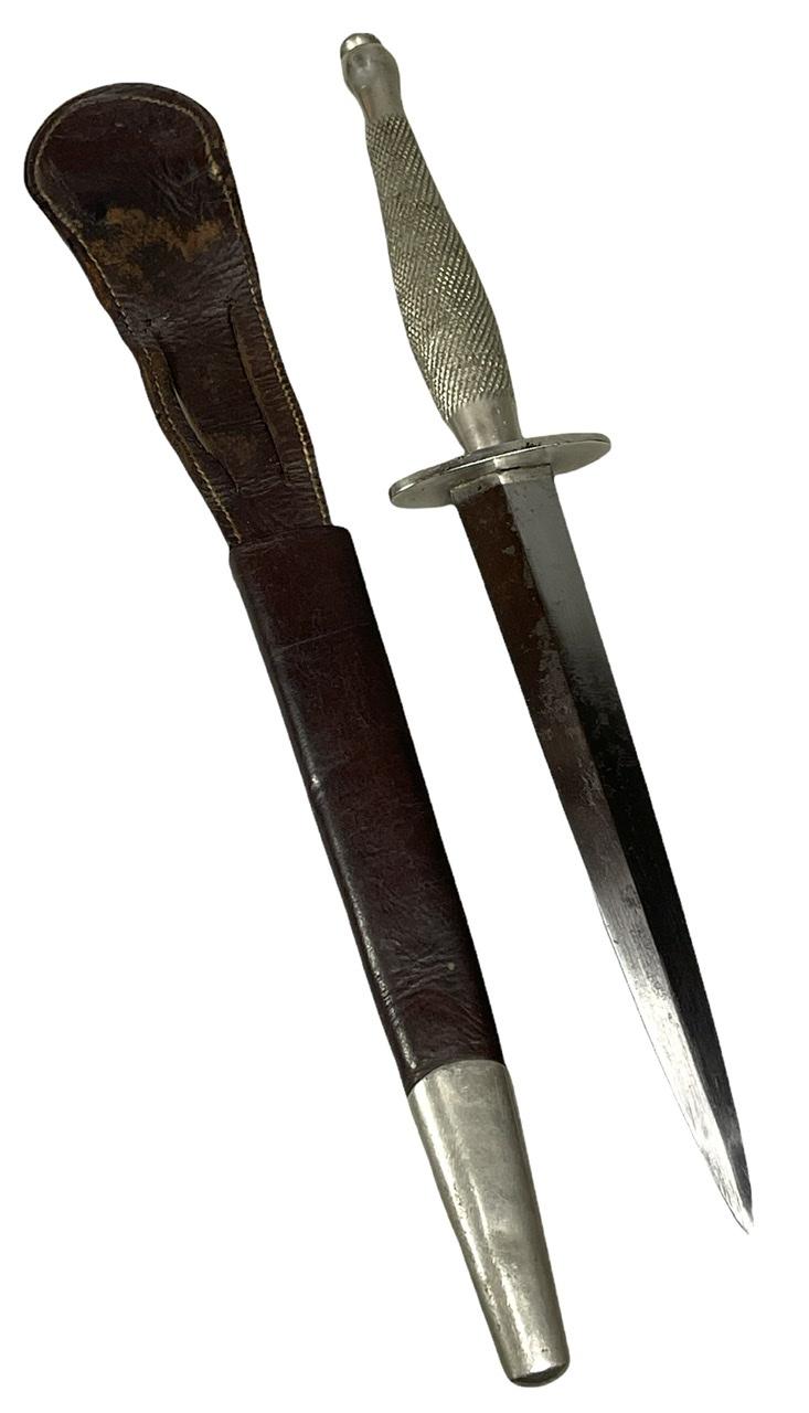 British WW2 second patern Fairbairn Sykes Dagger