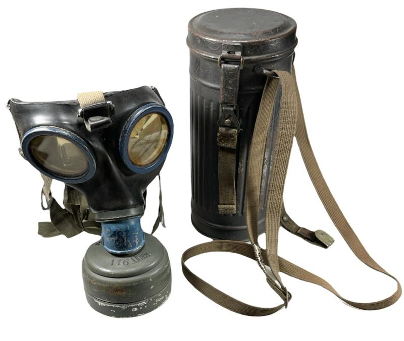 Wehrmacht named M31 Gasmask with Cannister