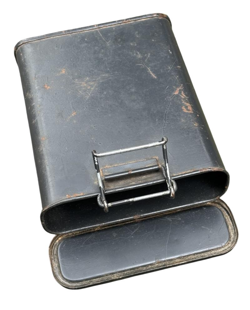 Kriegs Marine metal survival ration box