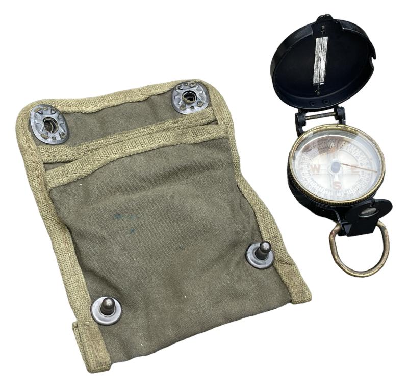 US WW2 Marching Compass in Waxed Pouch